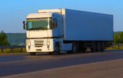 Antalya ile Elmadağ Arası Öğrenci Eşyası Taşıma